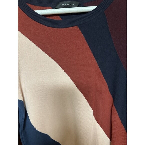 Ann Taylor Women’s Colorblocked Sweater size M - Picture 2 of 4